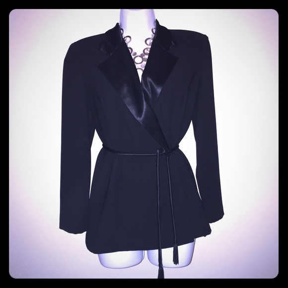 Light Tuxedo Jacket - Picture 1 of 4