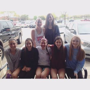 Meet your Posher, Alivia