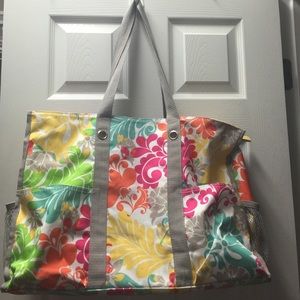 Thirty-One large zippered organizing utility tote