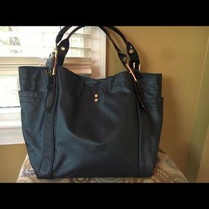 EUC MZ WALLACE NAVY LUSTER AVA
