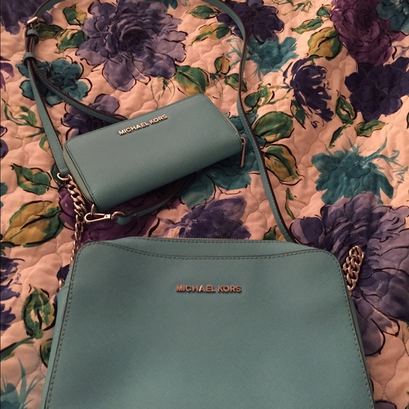 Michael Kors jet set cross body and wallet