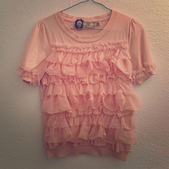 Cute ruffled top - size S/P - Picture 1 of 3