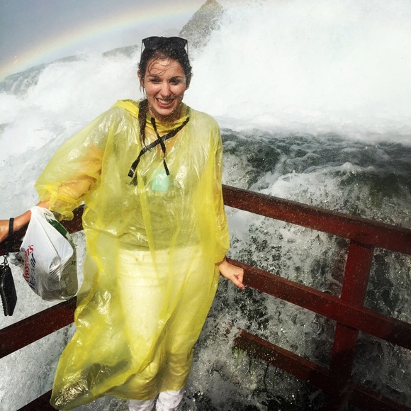 Meet your Posher, Tiffani ❤️ - Picture 4 of 4