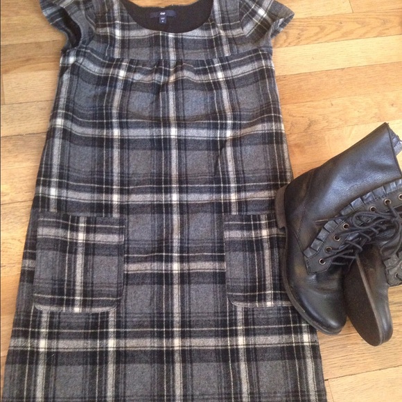Gap plaid mini shift dress
