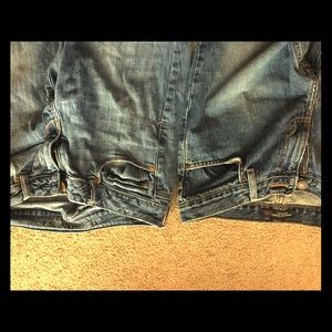 American Eagles outfitters size 6 lot of 2 jeans