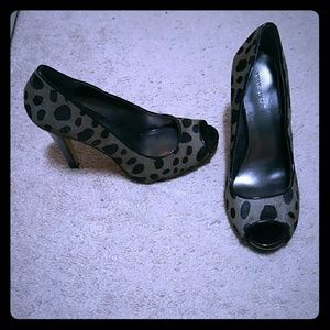 Nine West open toe pumps