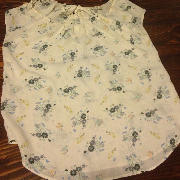 Lauren Conrad floral blouse