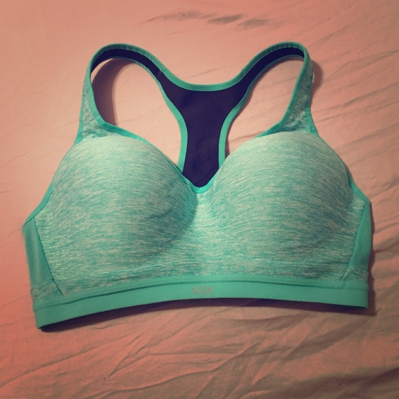 🚫sold on another site🚫VS sports bra