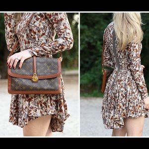 Patterned Long Sleeve Dress with Curved Hem