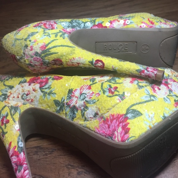 Floral Sequin Summer Heels - Picture 4 of 4