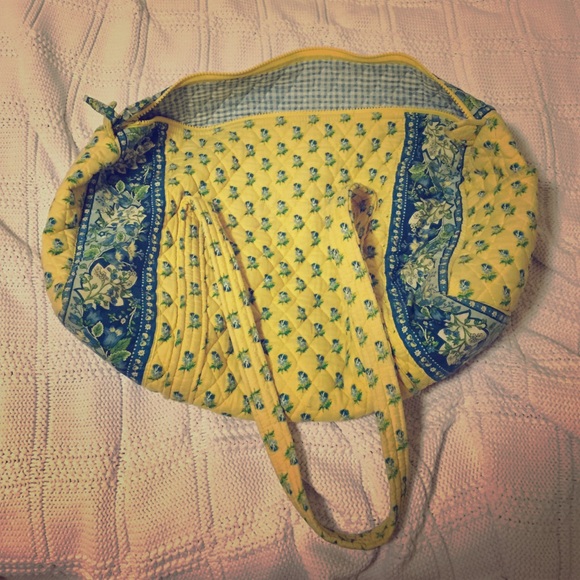 Small Vera bradley duffel bag RETIRED PRINT!!