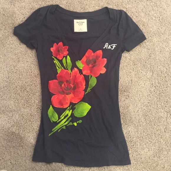 AF V neck tee