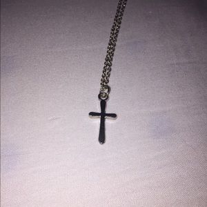 18" SILVER DAINTY CROSS NECKLACE