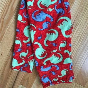 "On hold for Love7411" BNWOT LULAROE OS LEGGINGS