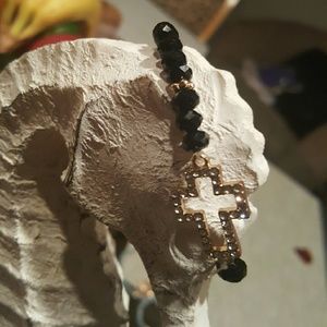 RHINESTONE CROSS BRACELET