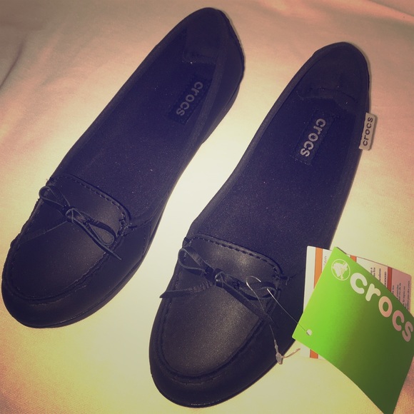 New Unworn Crocs Size 8.5