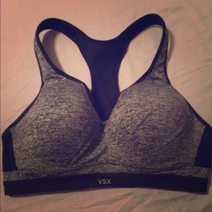 🚫sold on another site🚫 VS sports bra