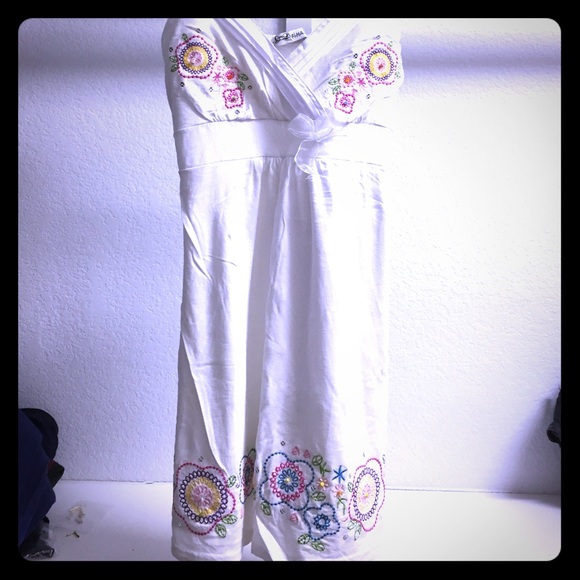 Fun white tank top - Picture 1 of 4