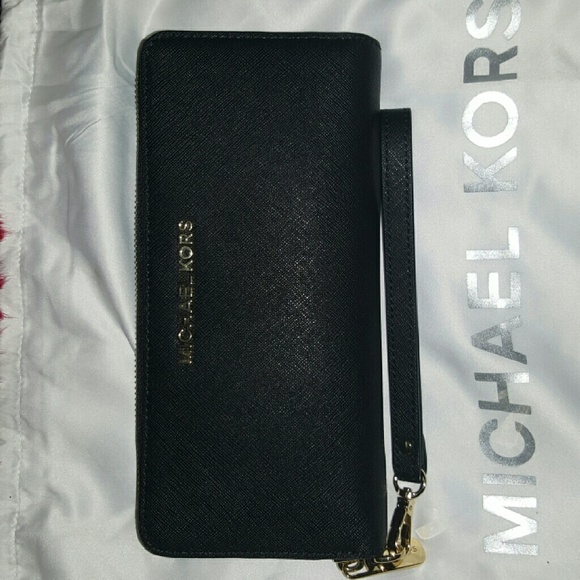 SOLD!!!!! Michael kors wallet full size - Picture 1 of 4