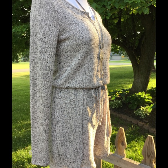 ‼️sold‼️LIGHTWEIGHT CHIC ROMPER - Picture 2 of 5