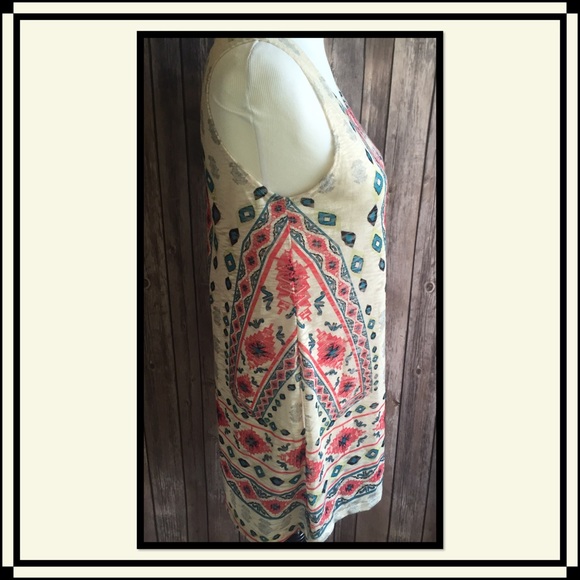 🌺HOST PICK🌺 Boho-Chic Tribal Sleeveless Tunic - Picture 3 of 4