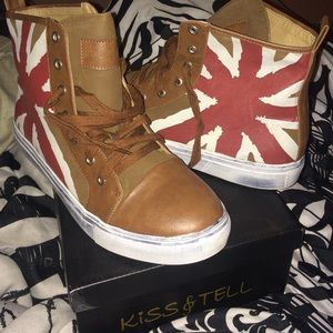 Brand New Sneakers. Juniors/Women's Size 10