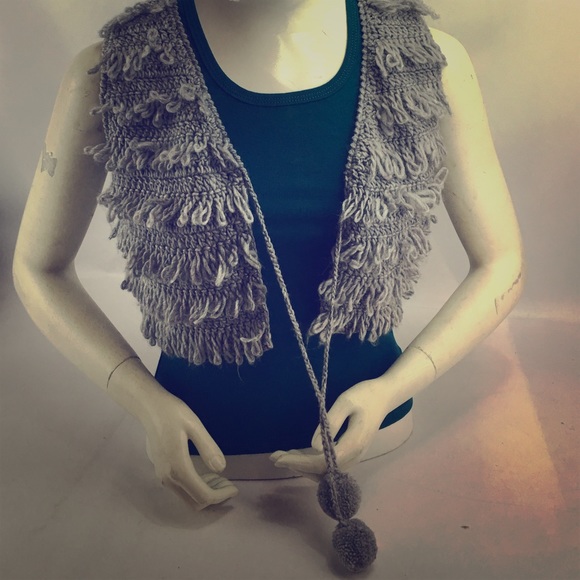Rosa Rose, Grey latch hook sweater vest with poms