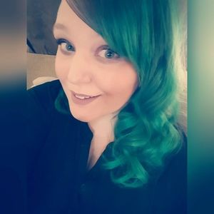 Meet your Posher, Kris