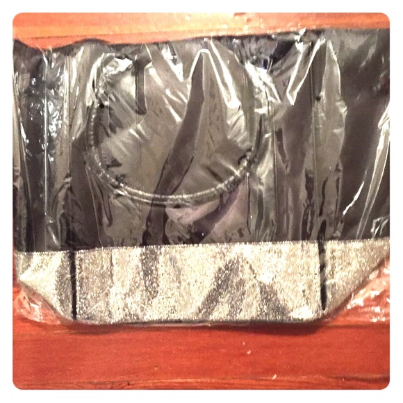 Black tote