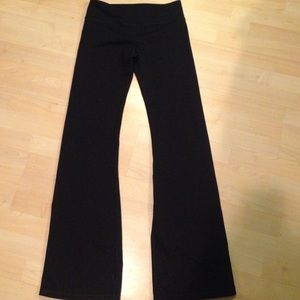 Lorna Jane Black Yogas