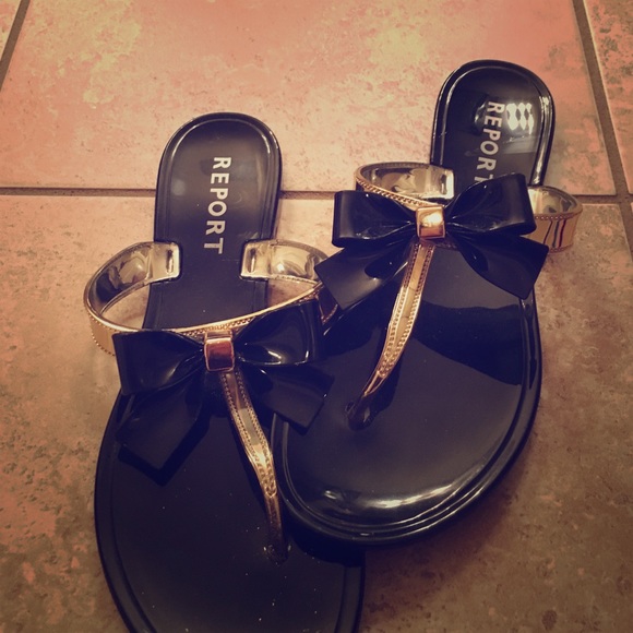 BRAND NEW black and gold bow sandals
