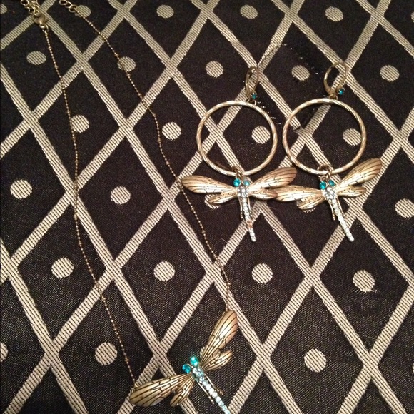 Betsey Johnson dragonfly set