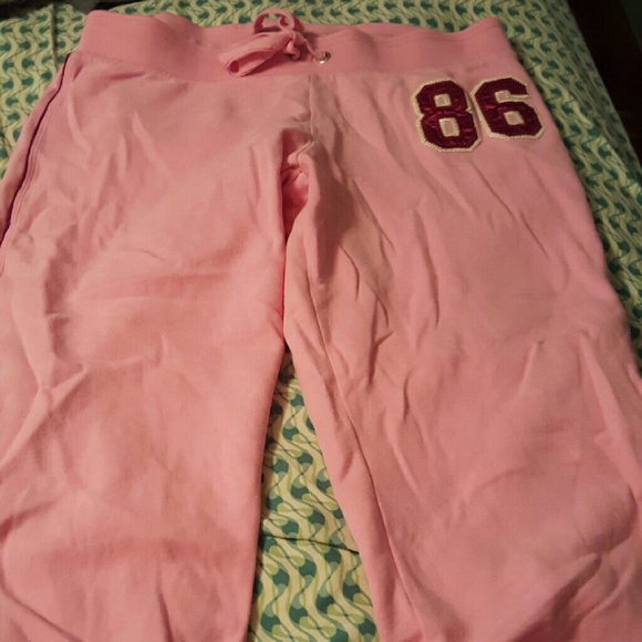 Never worn VS capri