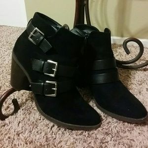Mossimo ankle booties