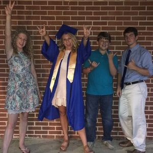 Meet your Posher, Delaney