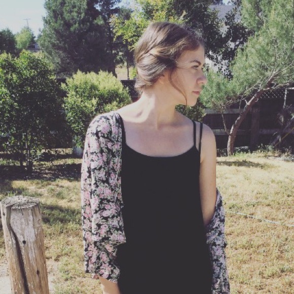 Meet your Posher, Rebecca