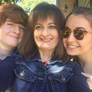 Meet your Posher, Kim