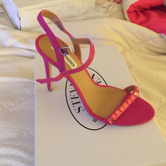 Woman Steve Madden shoe.