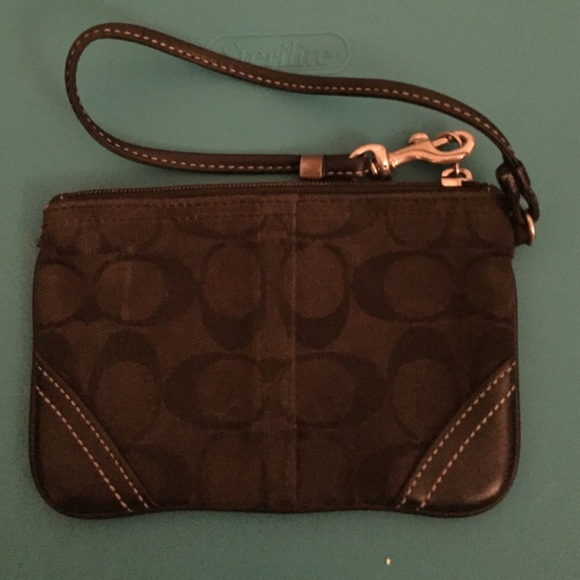 Black coach wristlet - Picture 2 of 4