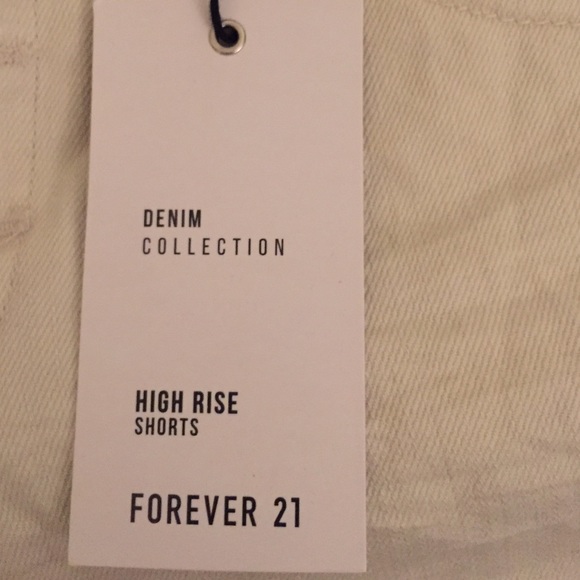 Sz 27 Off white high rise denim shorts - Picture 2 of 4