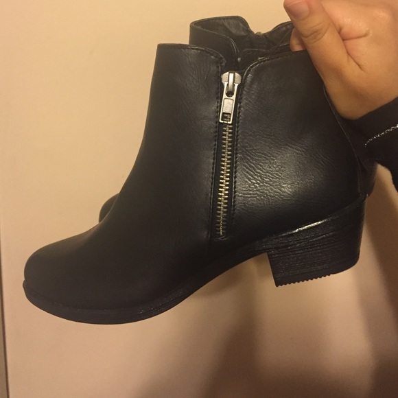 Forever 21 booties