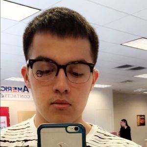 Meet your Posher, Erick