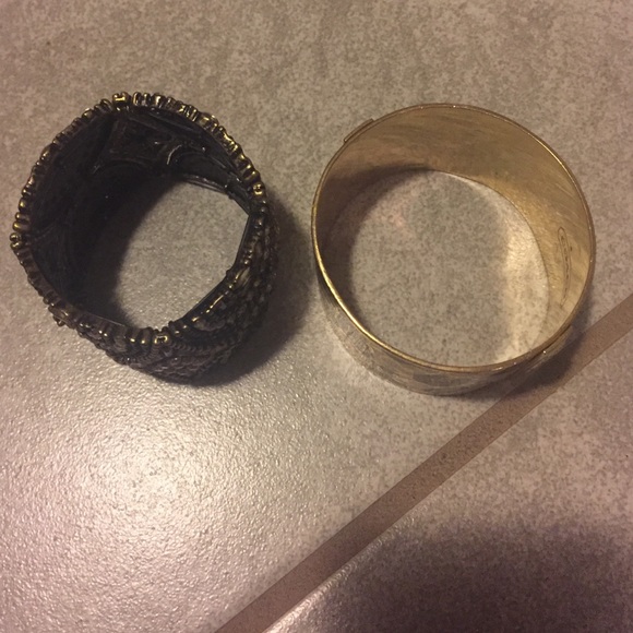 Braclets - Picture 2 of 2
