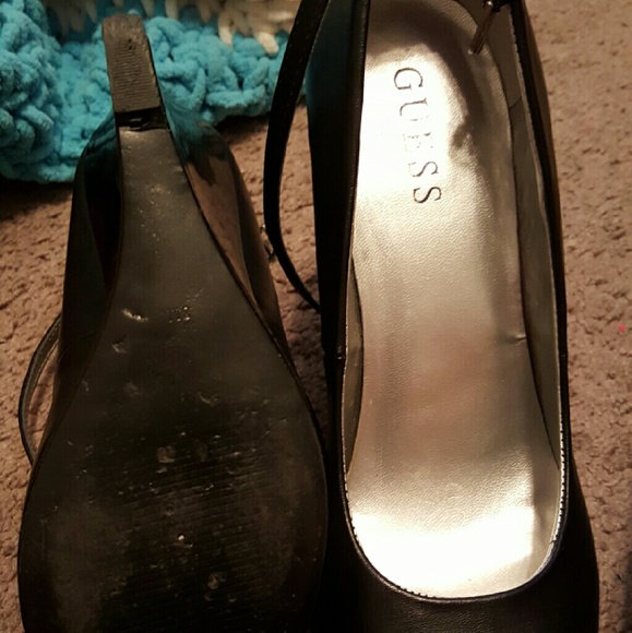 Guess wedges