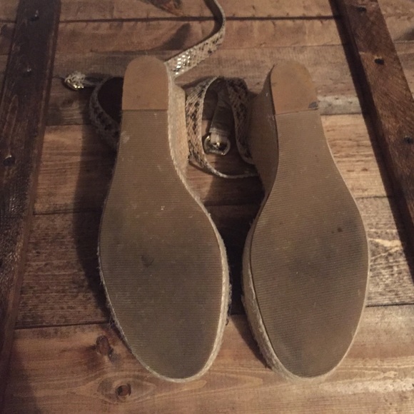 Guess wedges Python - Picture 4 of 4