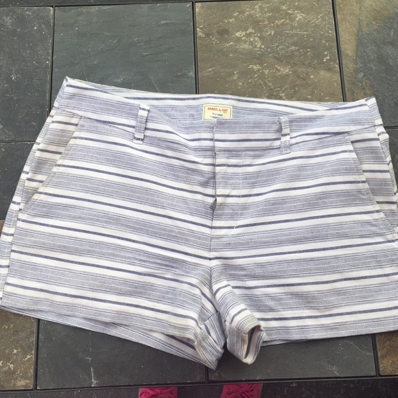 Gap 3inch shorts