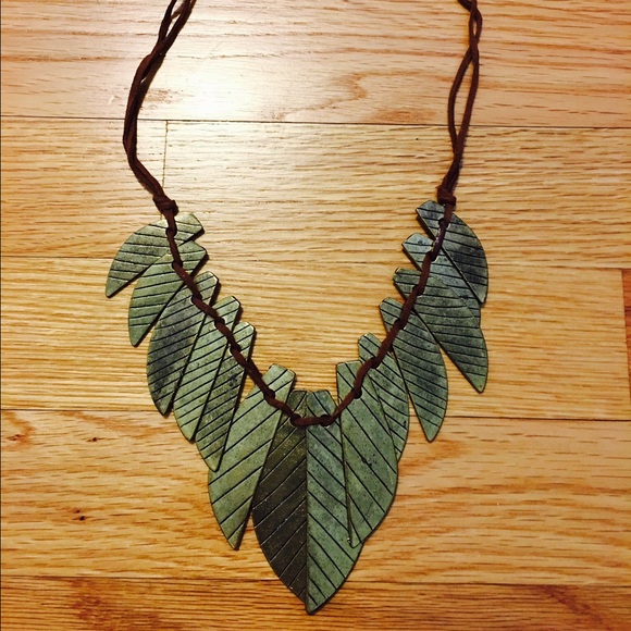 Gold Leaf Necklace