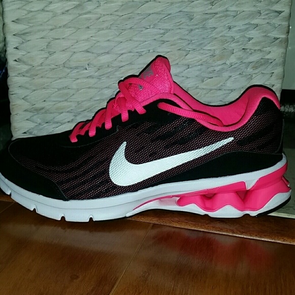 Nike Reax Run 9