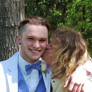 Meet your Posher, Amie