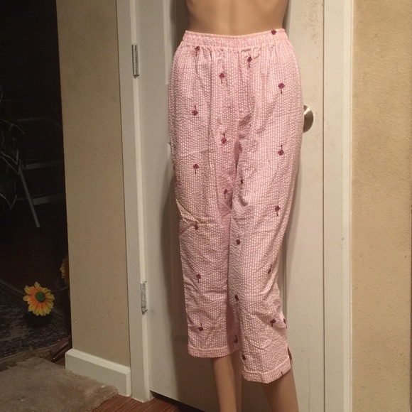 Pants - NWOT Capris